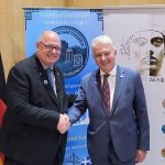 Delphi und Leverkusen: Städtepartnerschaft unterzeichnet Staedtepartnerschaft-Delphi_Panagiotis-Tagalis_OB